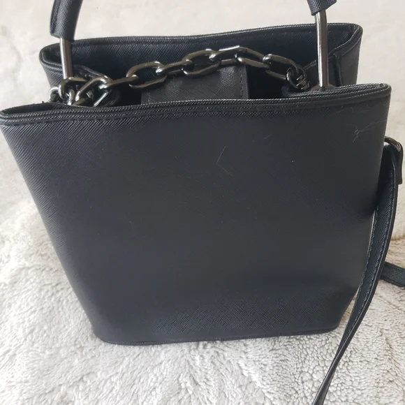 GUESS bag - Picture 9 of 9